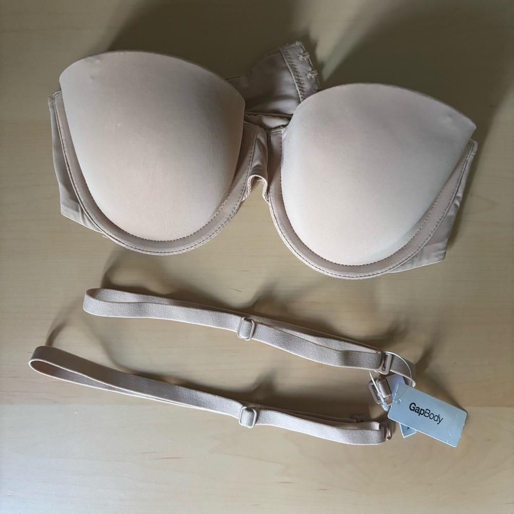 GAP Strapless/Convertible Bra